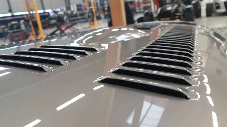 grille on the car
