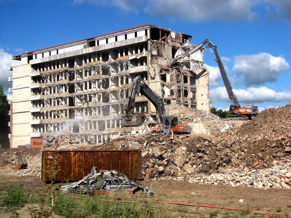 building collapse by hook