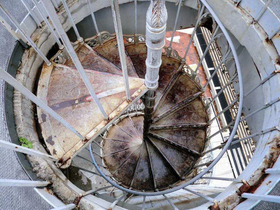 Construction Winding Staircase