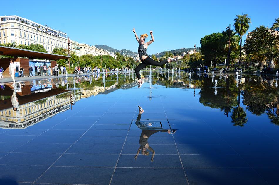 Fountain Mirror Nice Côte D'Azur