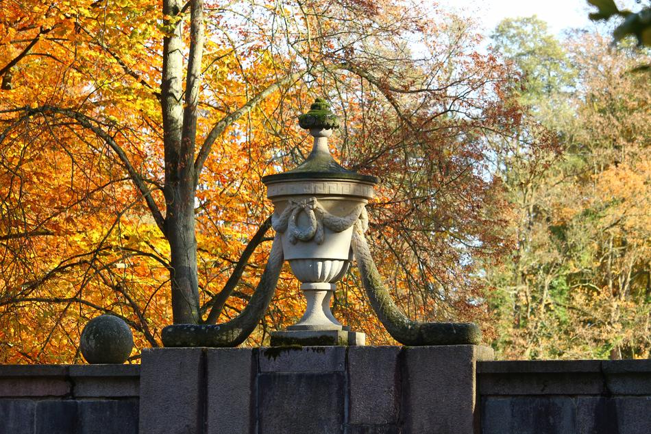 Vase Sculpture Castle Park