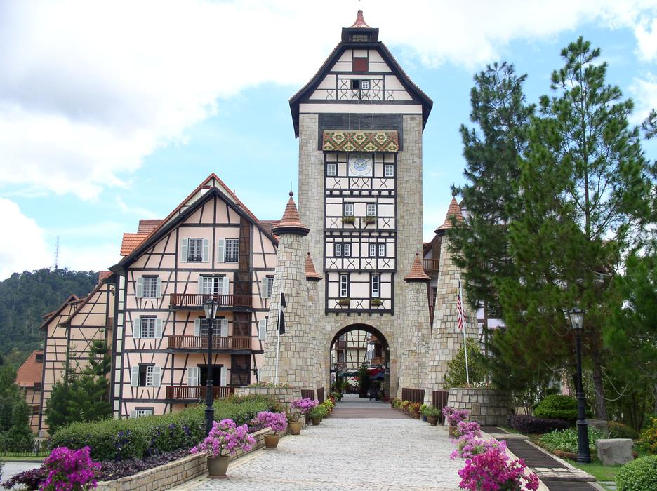 French Village Style Resort Bukit