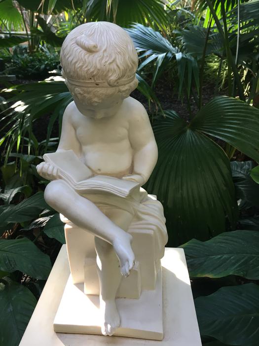 Reading Read Sculpture