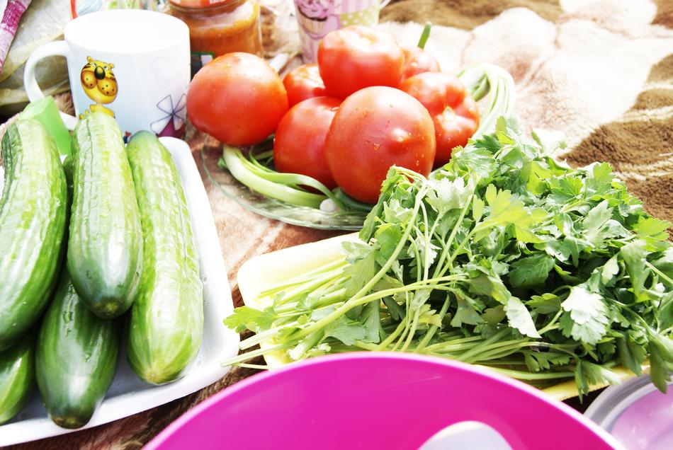 Summer Greens Tomatoes