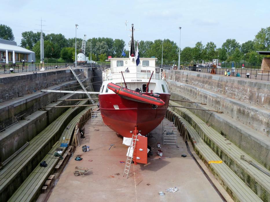 Dock Repair Dry-Dock