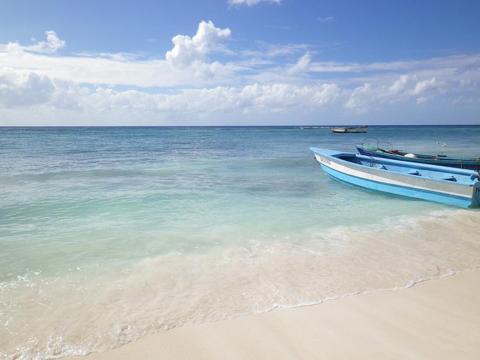 Caribbean Beach Lagoon