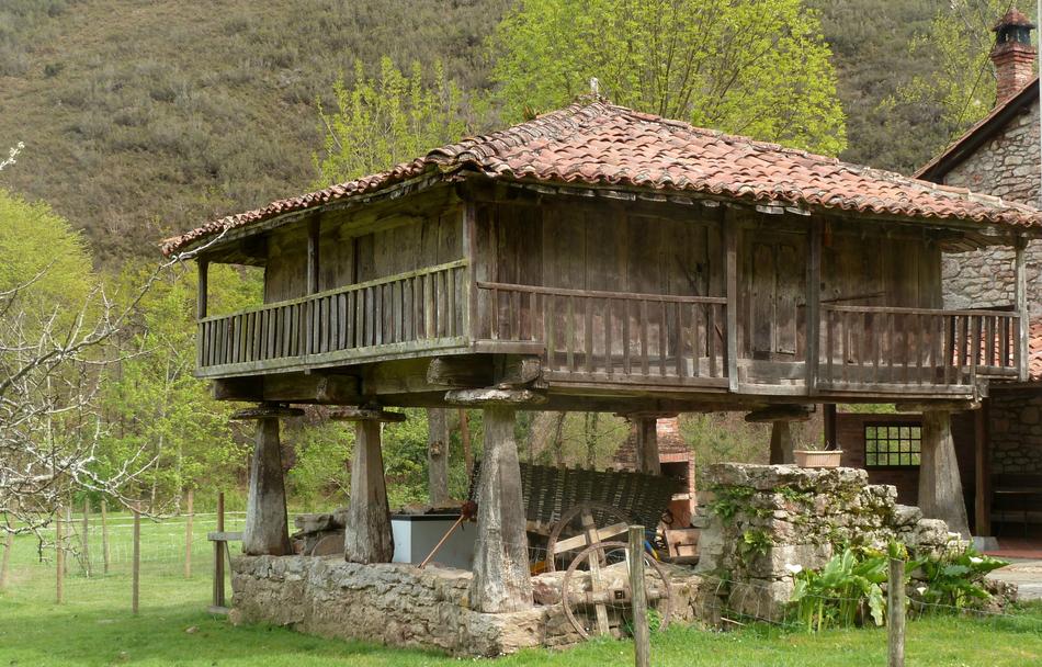 Granary Field Asturias