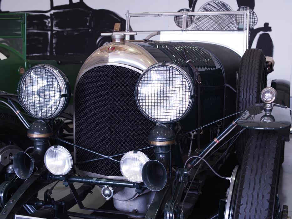 Automotive Bentley Classic