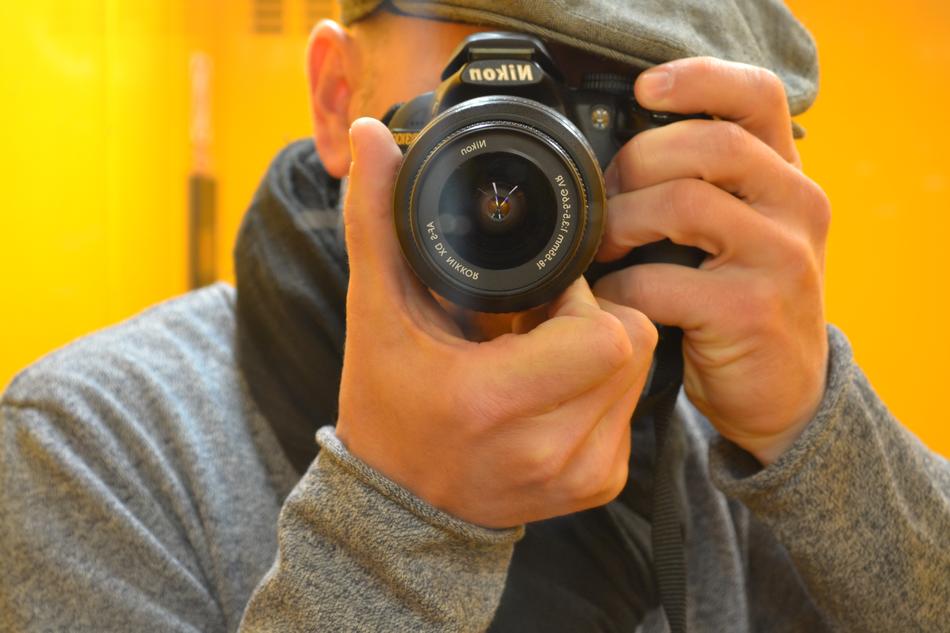 Photographer Concentration Nikon