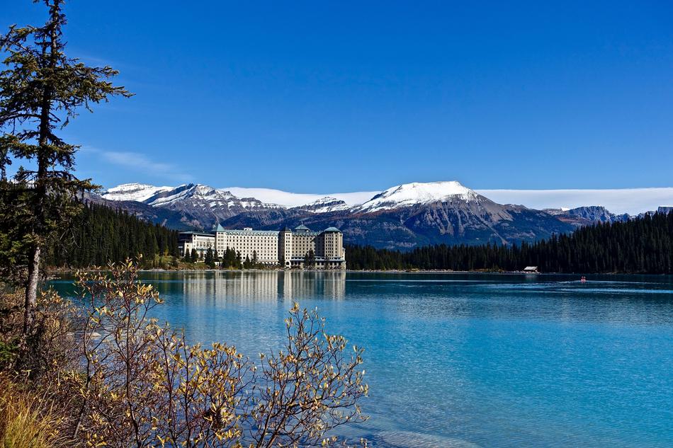 Lake Louise Canada Mountains
