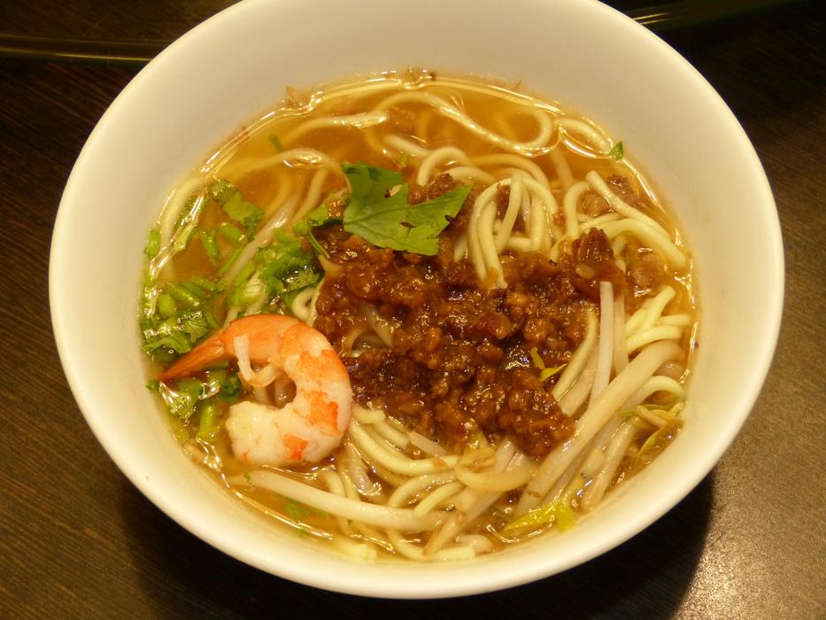 Shrimp and noodle soup