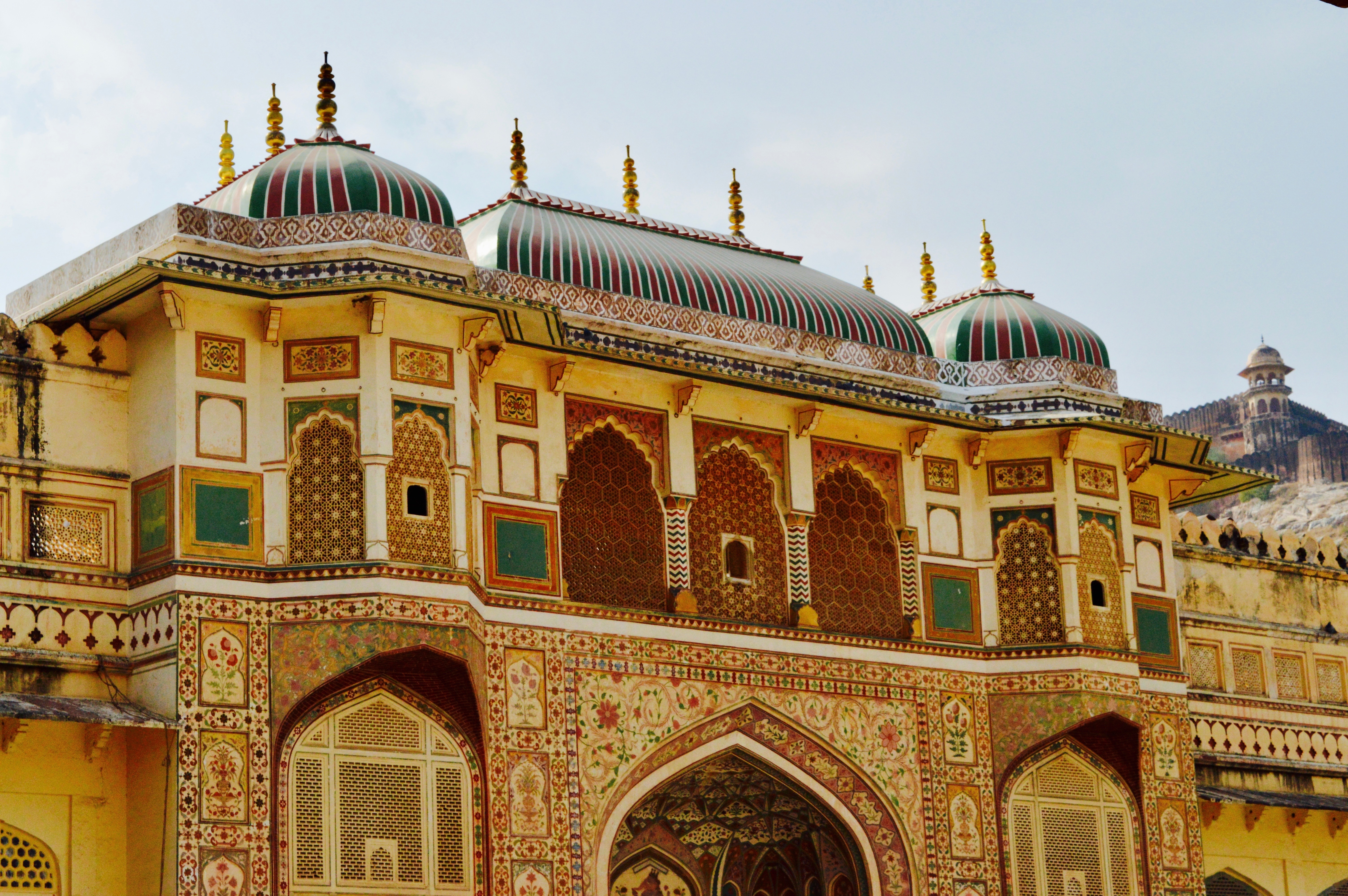 Арабские здания. Дворец Джал-Махал. Раджастан Индия. Раджастан Индия Королевский дворец интерьер. Дели красный Форт Мумтаз Махал.