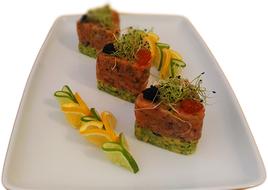 Salmon with tartar sauce