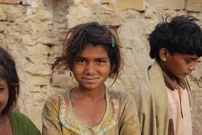 dirty poor Indian children