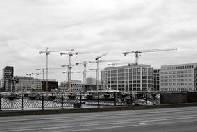 OberbaumbrÃ¼cke Cranes