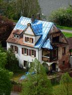 small House blue roof