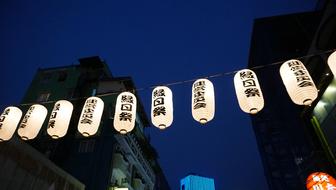 lanterns china white