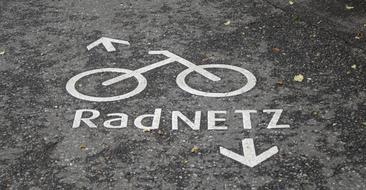 Orb Web Road Tar Cycle