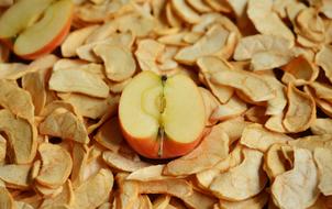 apples and apple potato chips