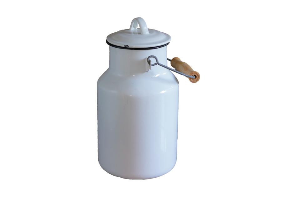 milk can white isolated