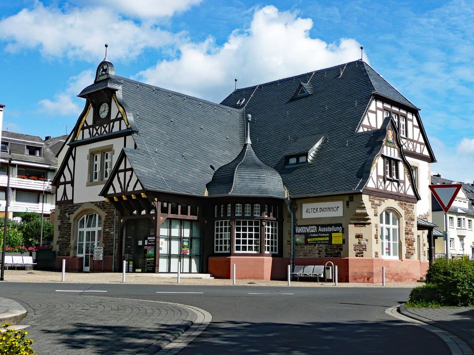 Traben-Trabach Railway Station