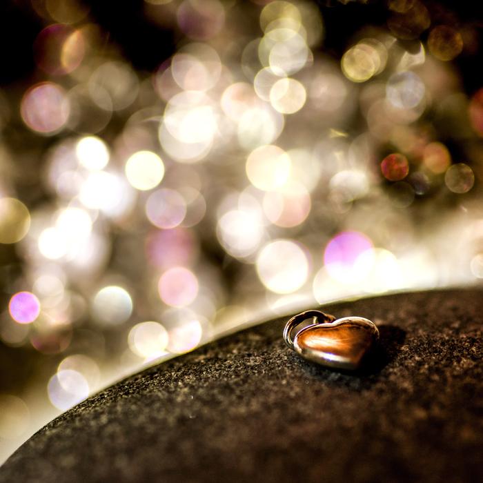 The heart is bronze bright
