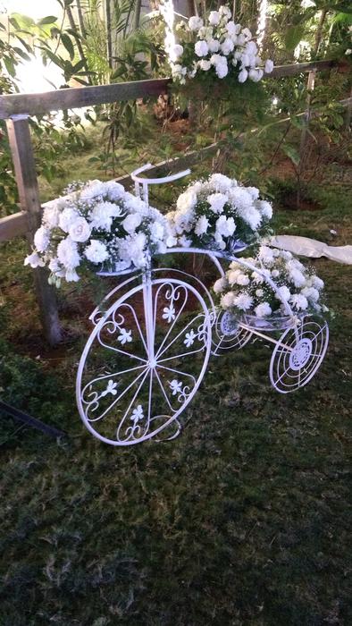 bicycle with flowers decoration