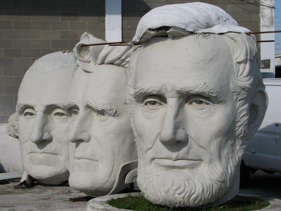 people's faces sculpture