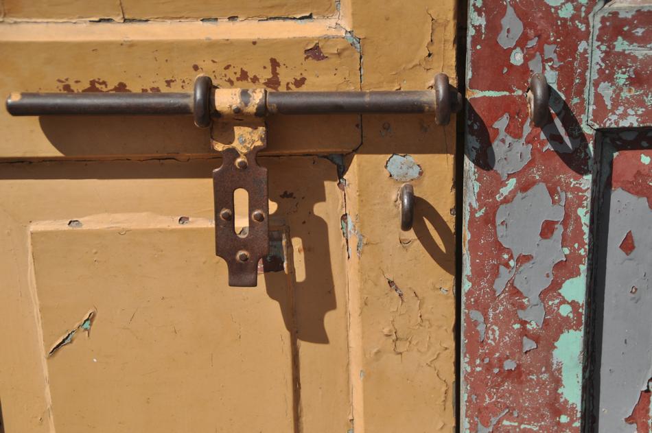 long lock on the door