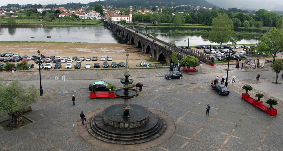 Wide Lima Bridge
