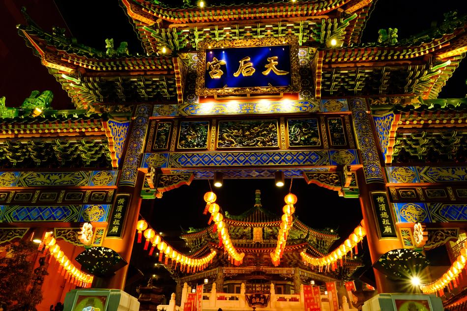 beautiful chinese building in the lanterns