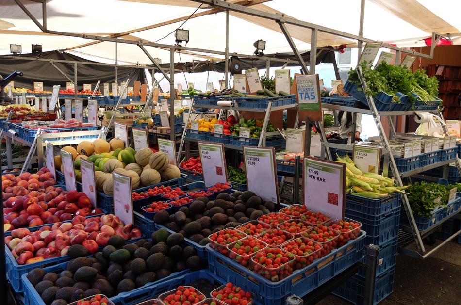 sale of fruits and vegetables at the fair