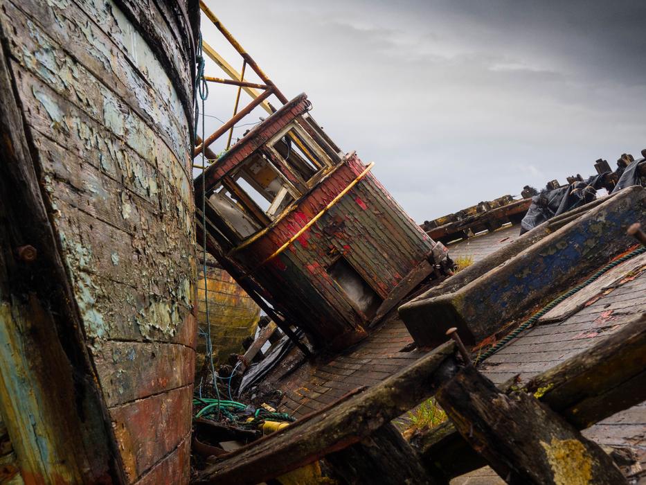 rusty ships in port