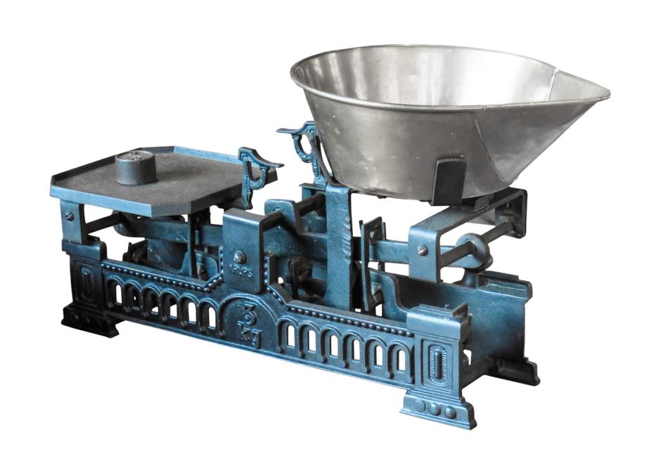 a horizontal object in the kitchen