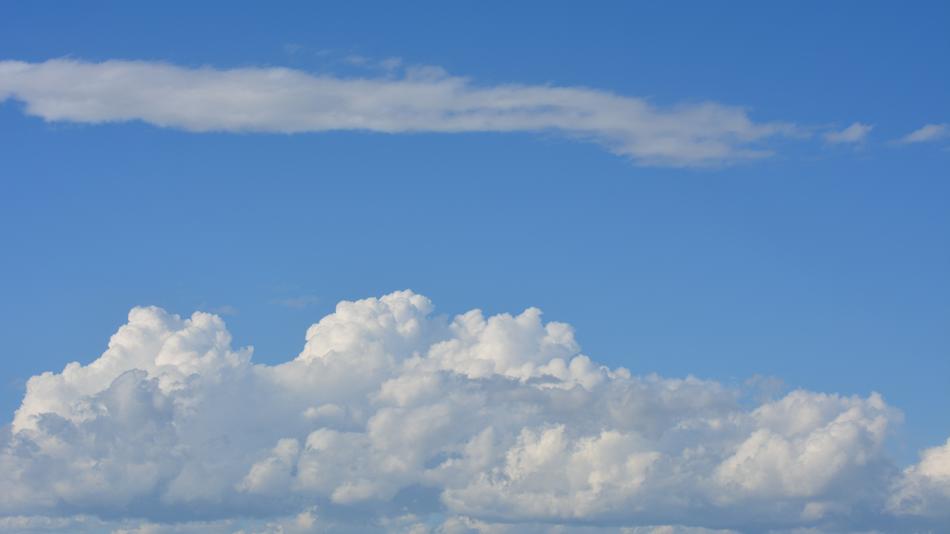 The cloudy sky is beautiful