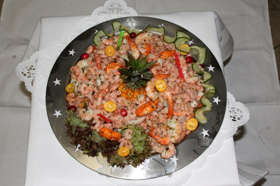 shrimp sea breeze with greens