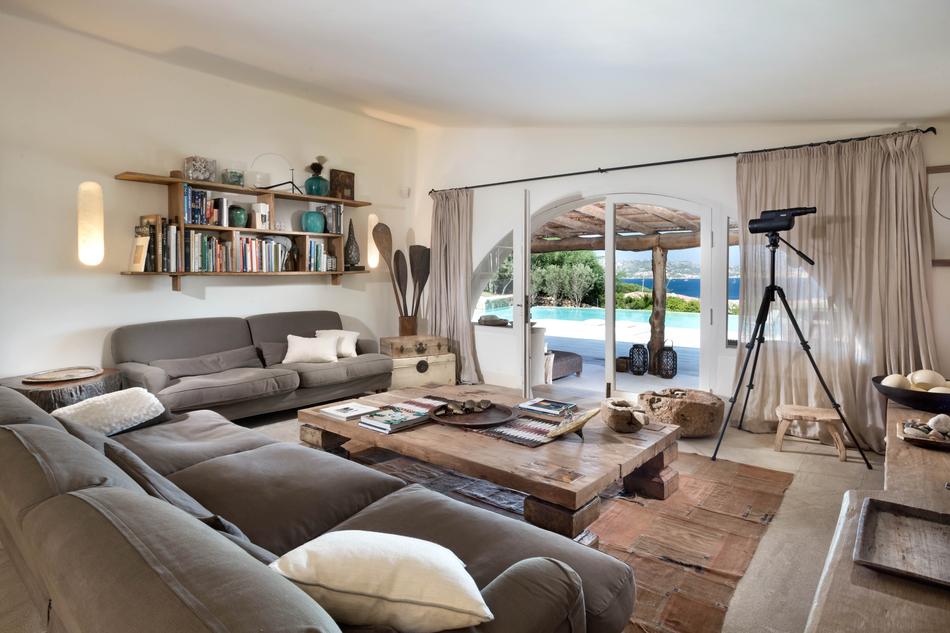 comfortable lounge