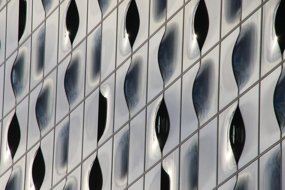 patterns on the Hamburg building