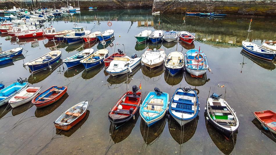 fishing boats on the lake