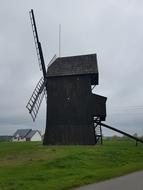 Windmill Monument Old