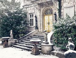 Villa snow
