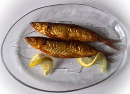 fish fry with lemon juice