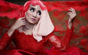 red dress veil girl