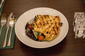 fried pita with vegetables