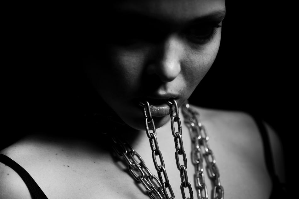 Model Woman Composition Young