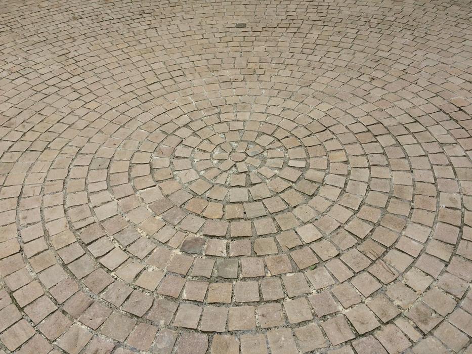 Pavement Street Walk