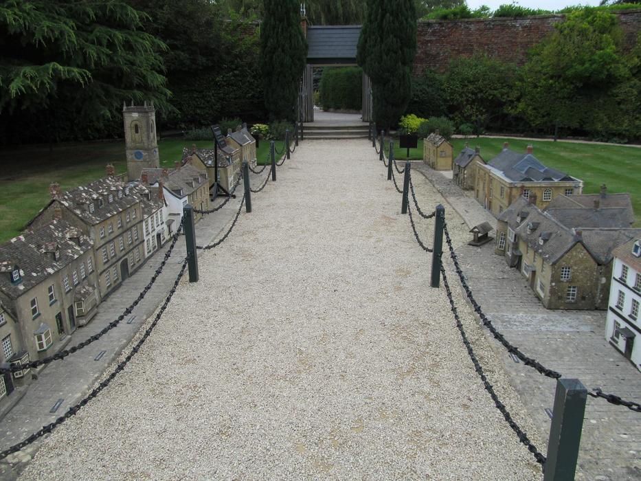 England Palace Landmark