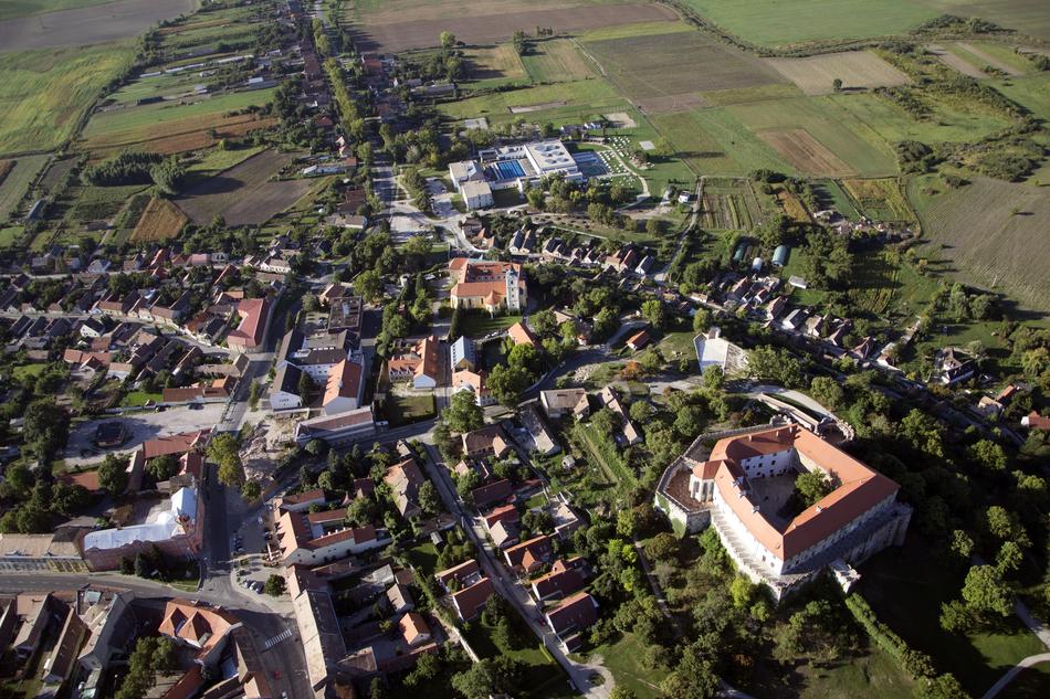 SiklÃ³s Baranya Church Housing