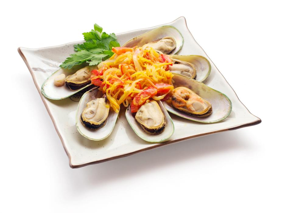 Vegetable dish with seafood