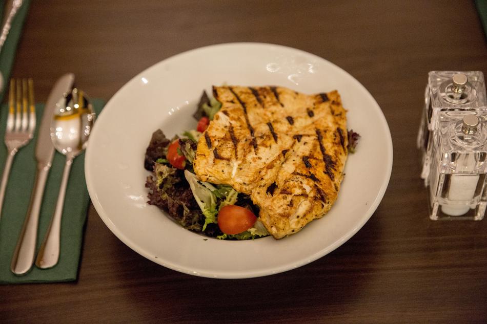 fried pita with vegetables